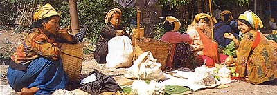 Shan woman at the road side