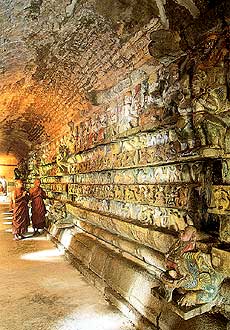 Shit-Taung Temple at Maruk-U - Cave