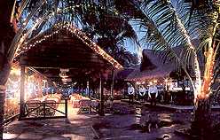 Die Bar und das Restaurant