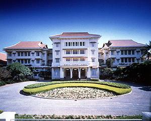 Hotel Le Royal Phnom Penh