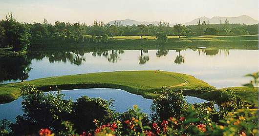 Erleben Sie eine Auswahl attraktiver Golfplätze in Pattaya