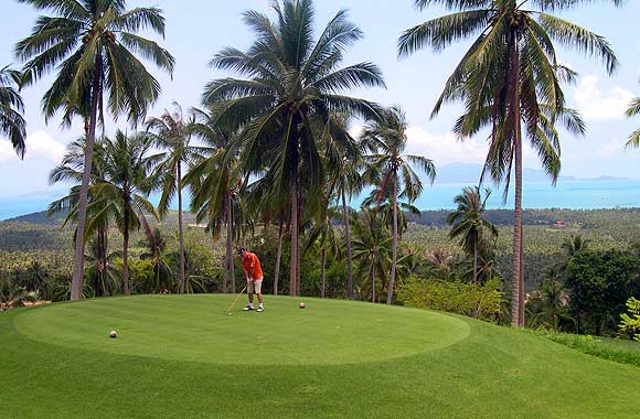 PGA Golf Pro John O'Flynn at Santiburi Samui Country Club