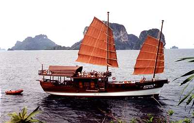 Dauw Talae " the star of the Andaman Sea"