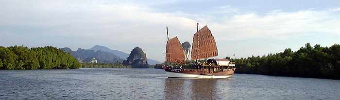 Dauw Talae at the coastline of Krabi
