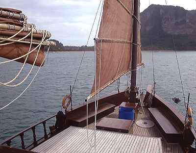 Junk cruise along the Krabi coastline