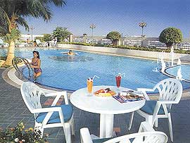 Der Dach-Pool