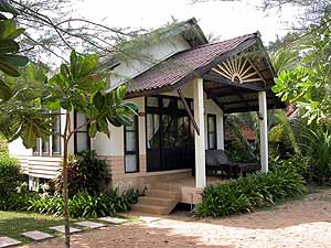 Deluxe Beachfront Bungalow