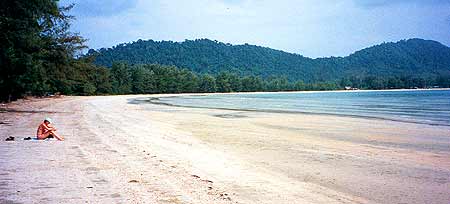 The beach in front of the Lanta Villa