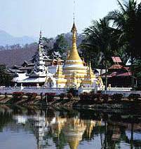 Wat Chon Klang at the centre of Mae Hong Son Town
