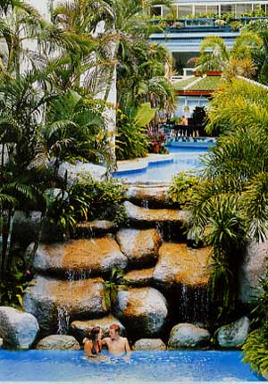 Pool / Waterfall