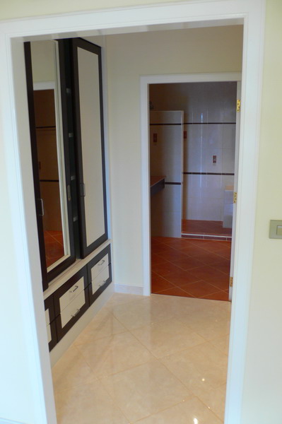 Walk-In Wardrobe