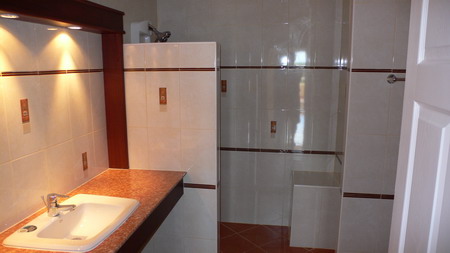 Main Bath Room